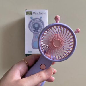 Chargeable hand fan (Random color will come)